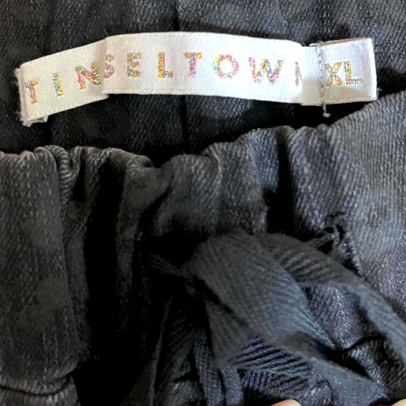 TINSELTOWN BLACK & GRAY CAMO JEAN JOGGERS-SIZE XL-NEW WITH TAGS! - Picture 6 of 7